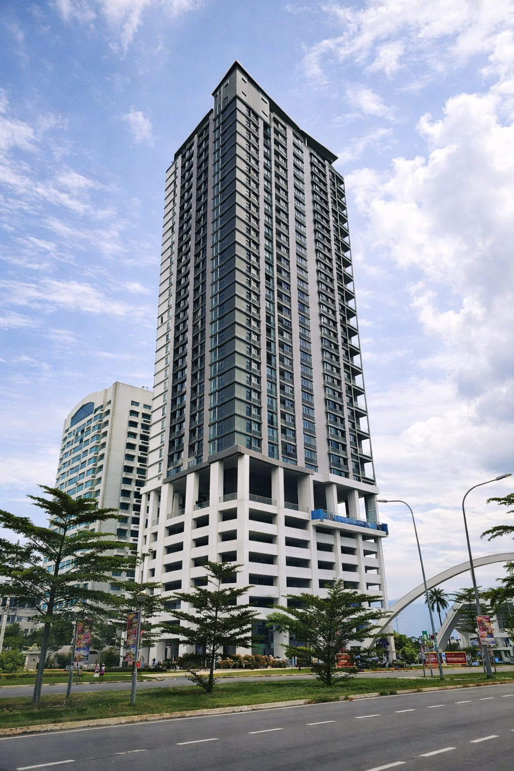 Baysuite Condominium